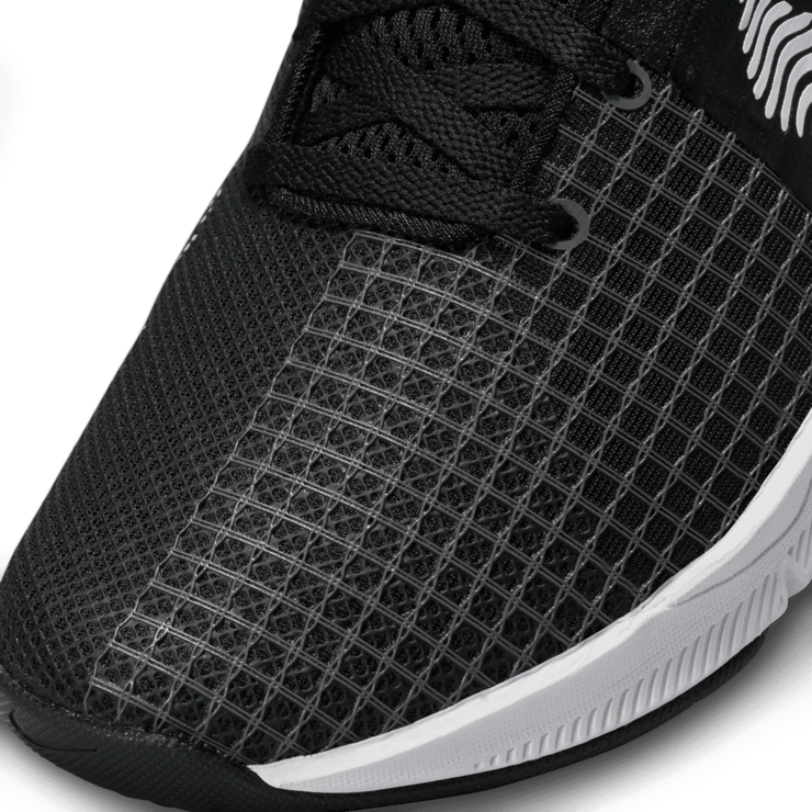 Nike Metcon 8 Black White (W) Angle 4