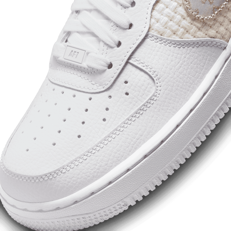 Nike Air Force 1 Low Sail Lemon Wash (W) Angle 4