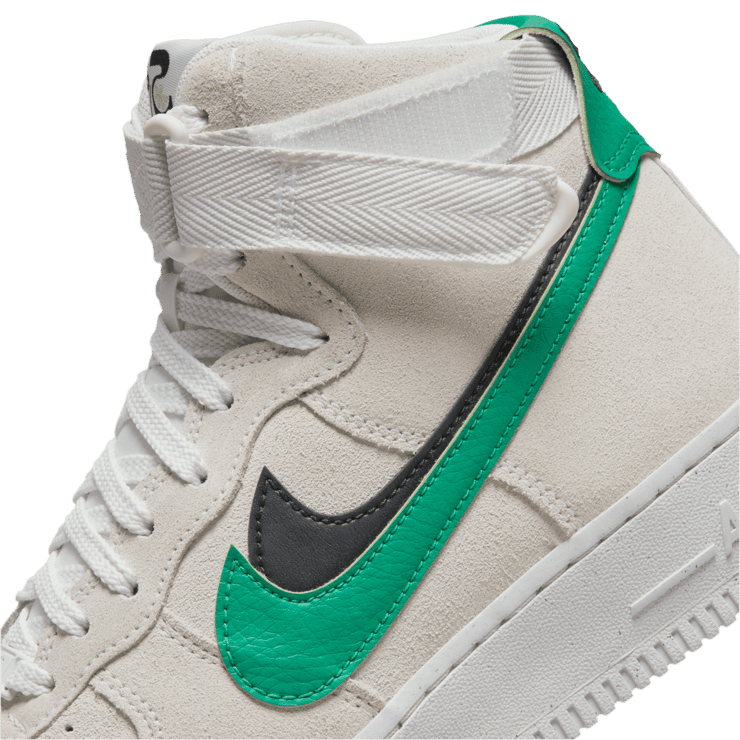 Nike Air Force 1 High SE Sesame Neptune Green (W) Angle 6