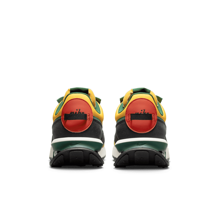 Nike Air Max Pre-Day University Gold Gorge Green Angle 3