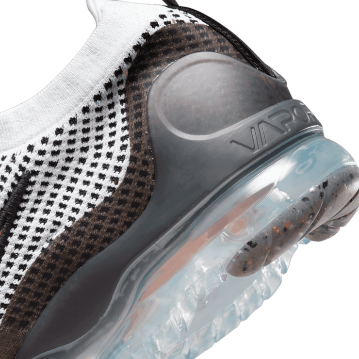 Nike Air VaporMax 2021 FK White Black Kumquat Angle 5