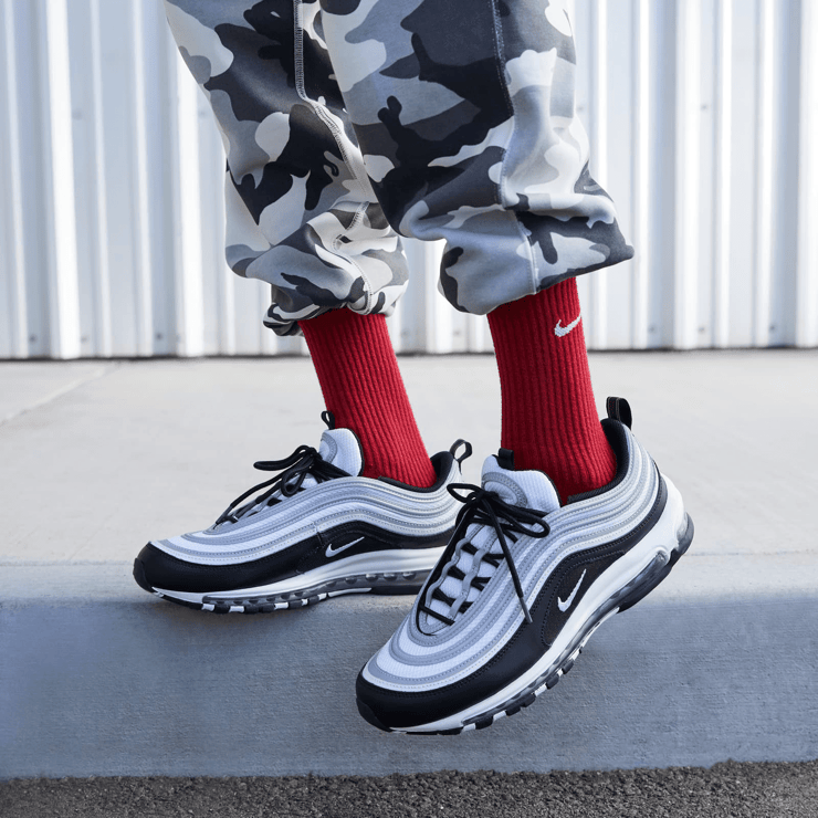 Nike Air Max 97 Black Metallic Silver Angle 11