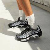 Nike Air Max Plus Black Silver White Angle 0