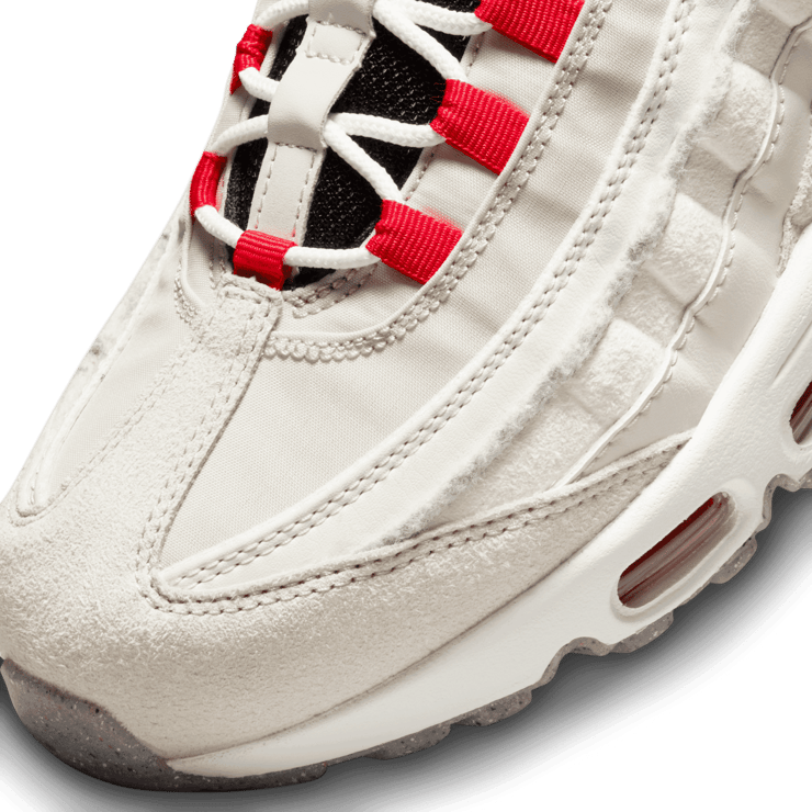 Nike Air Max 95 Light Bone Habanero Red Angle 4