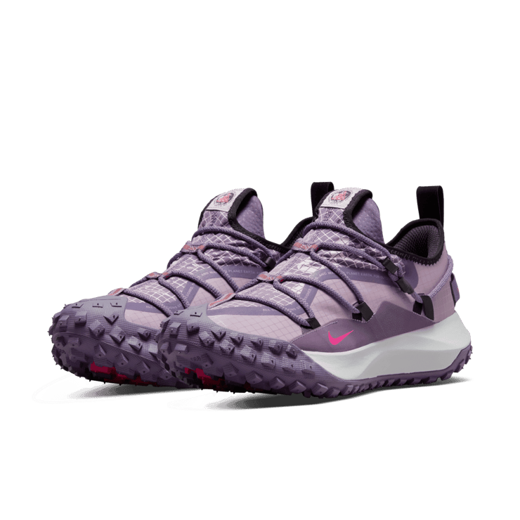 Nike ACG Mountain Fly Low SE Canyon Purple Angle 2