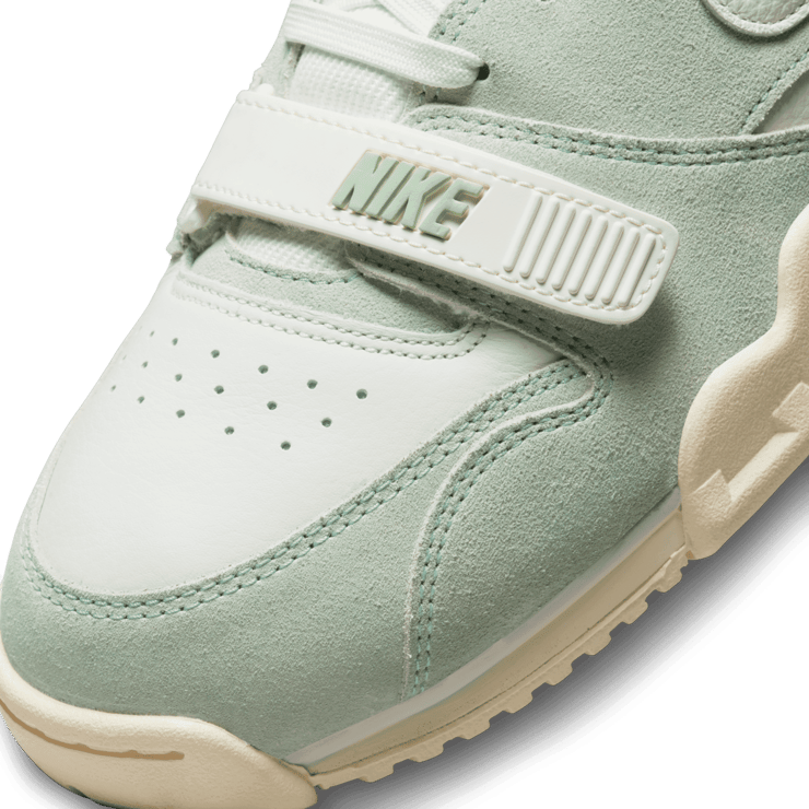 Nike Air Trainer 1 Enamel Green Angle 4