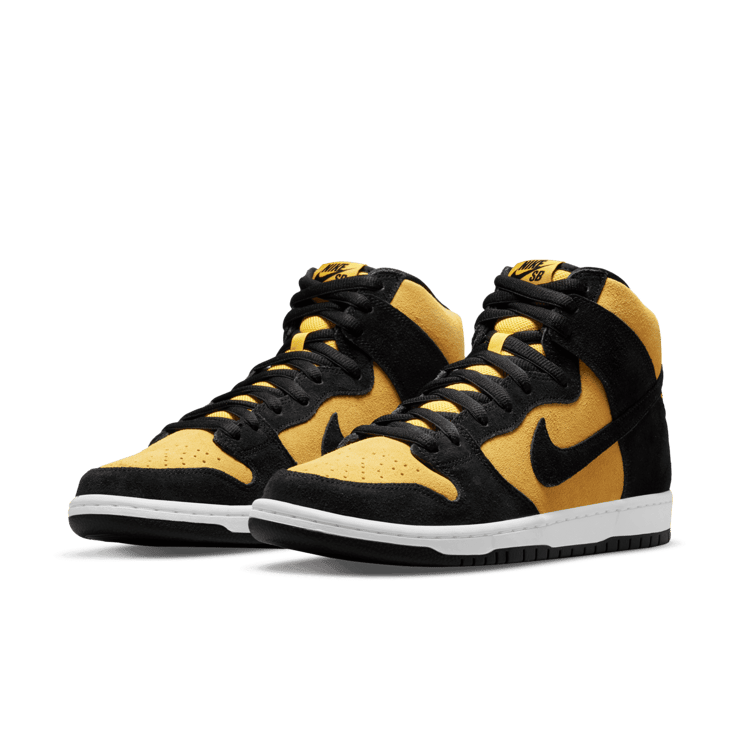 Nike Dunk SB High Reverse Goldenrod Angle 2