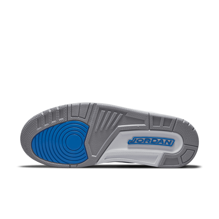 Air Jordan 3 Retro Racer Blue Angle 0