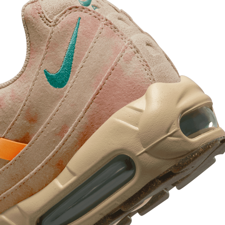 Nike Air Max 95 N7 (2022) Angle 5