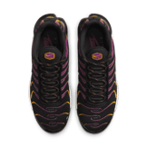 Nike Air Max Plus University Gold Viotech Purple Angle 1
