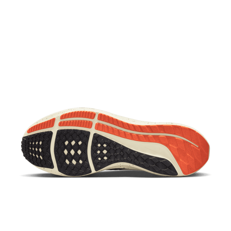 Nike Air Zoom Pegasus 39 Black Green Safety Orange Angle 0