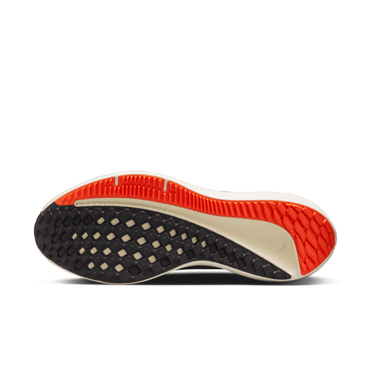 Nike Air Winflo 9 Black Green Safety Orange Angle 0