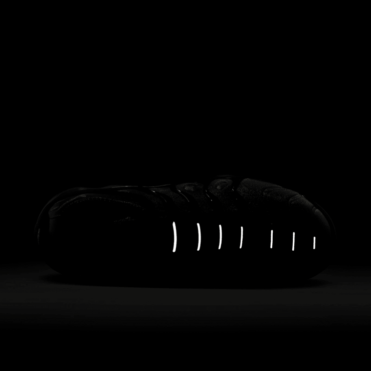 Nike Air VaporMax Plus Beige Black Angle 6