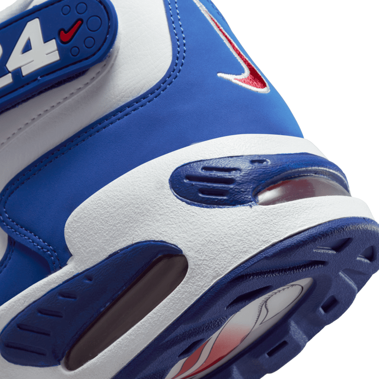 Nike Air Griffey Max 1 USA (2022) Angle 6