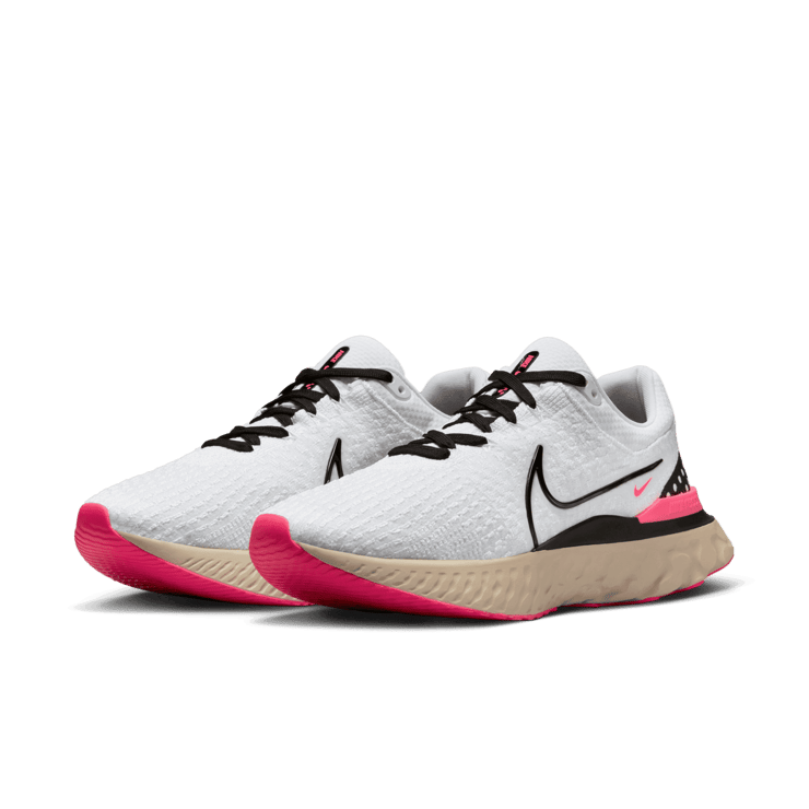 React Infinity Run White And Red Reacts Infinity Run Pink Reacts