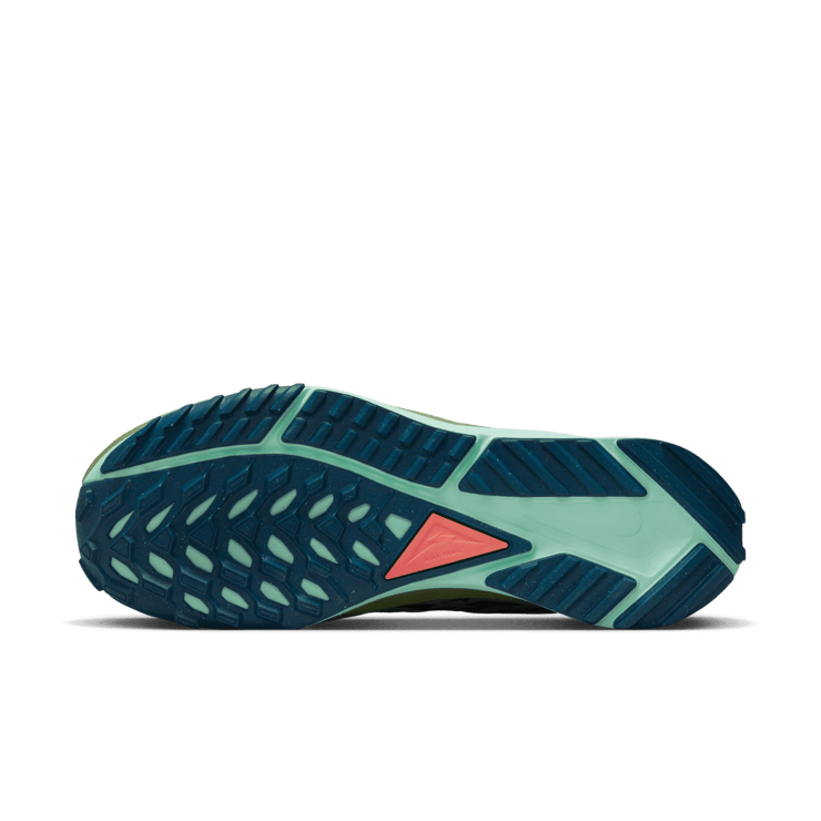 Nike React Pegasus Trail 4 Black Mint Foam Alligator Angle 0