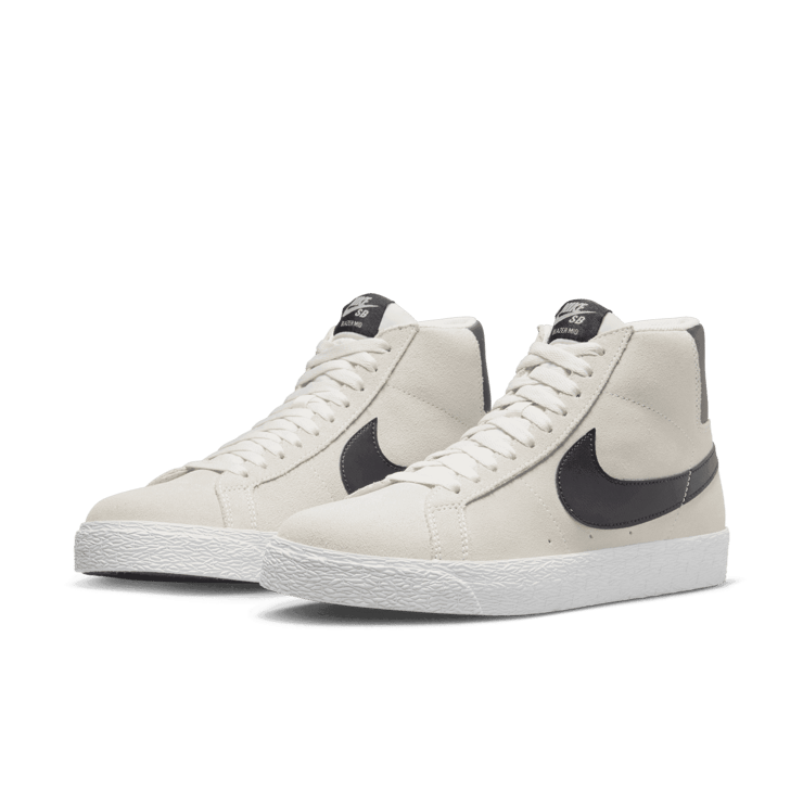 Nike SB Zoom Blazer Mid Phantom Cave Purple Phantom Cave Purple Angle 2