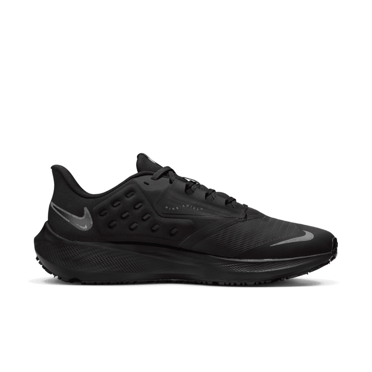 Nike Air Zoom Pegasus 39 Shield Black Angle 1
