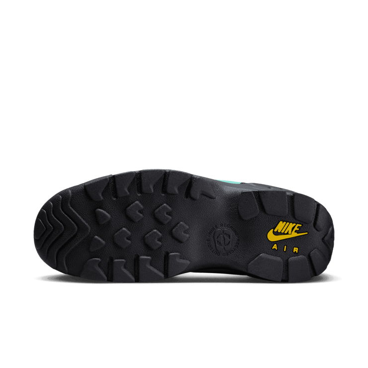 Nike ACG Air Mada Low Light Menta Angle 0