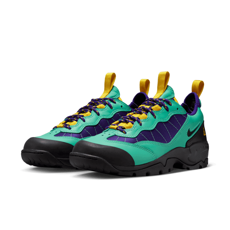 Nike ACG Air Mada Low Light Menta Angle 2