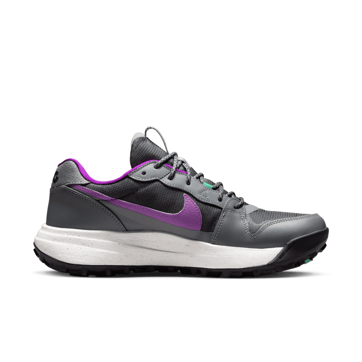 お歳暮ならオンライン Nike ACG Lowcate Smoke Grey Dark Smoke Grey Vivid Purple ルアー・フライ