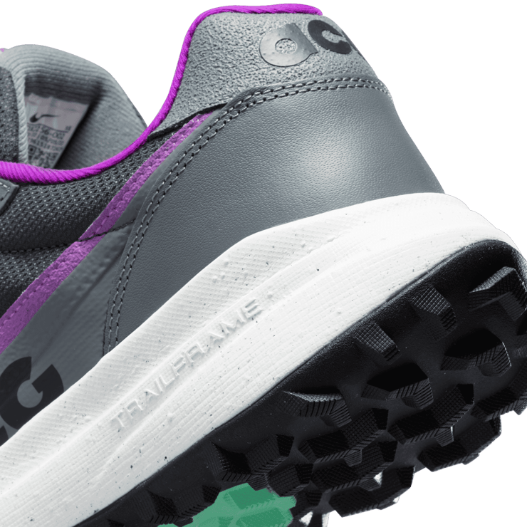 Nike ACG Lowcate Smoke Grey Dark Smoke Grey Vivid Purple Angle 6