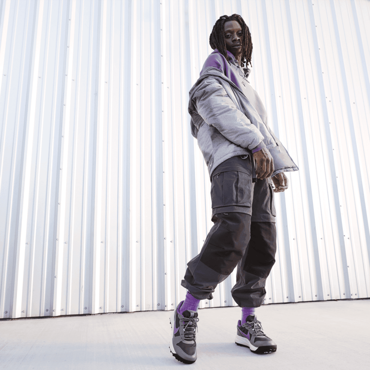 Nike ACG Lowcate Smoke Grey Dark Smoke Grey Vivid Purple Nike ACG Lowcate Smoke Grey Dark Smoke Grey Vivid Purple