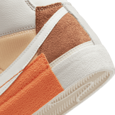 Nike Blazer Mid 77 Pro Club Light Bone Sesame Angle 6