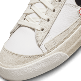 Nike Blazer Mid 77 Pro Club White Black Light Bone Summit White Angle 5