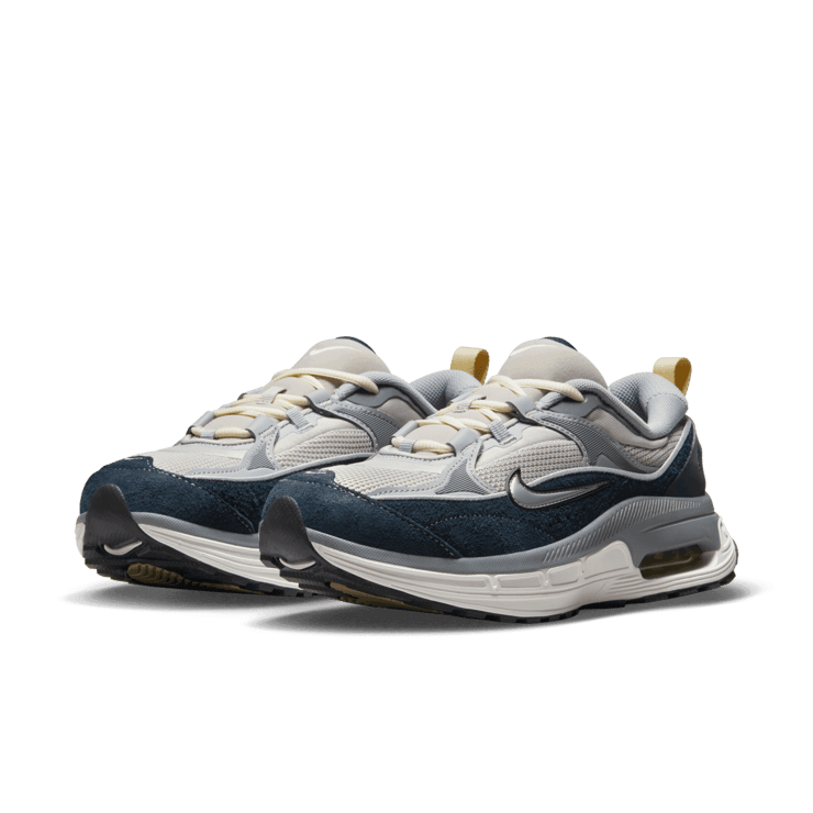 Nike Air Max Bliss Light Iron Cool Grey (W) Angle 3