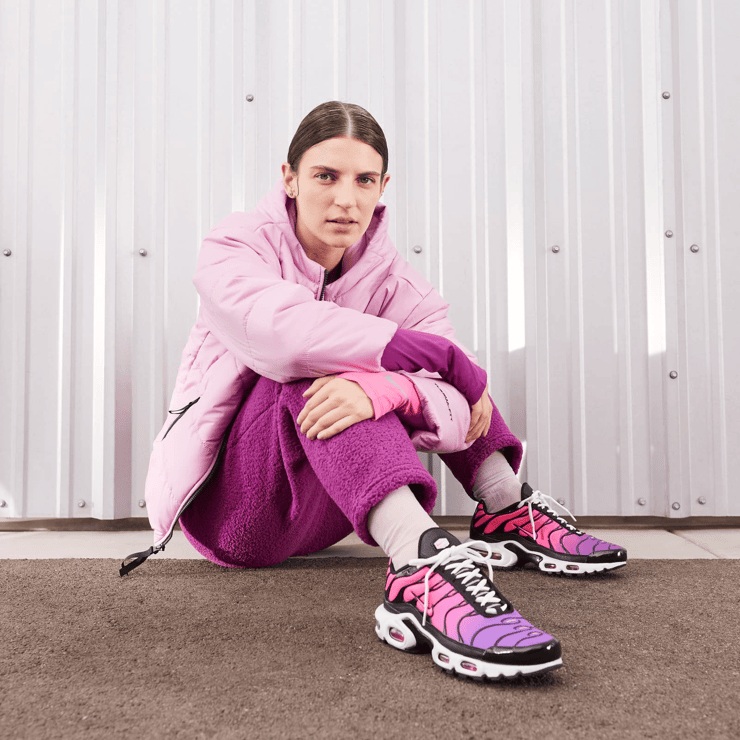 Nike Air Max Plus Dusk (W) Angle 8