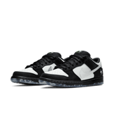 Nike SB Dunk Low Staple Panda Pigeon Angle 2