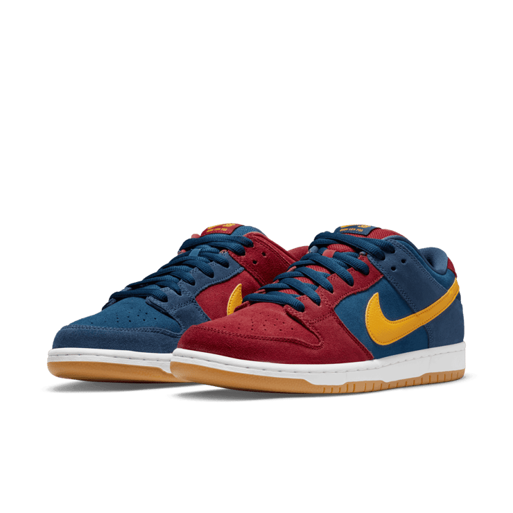 Nike SB Dunk Low Catalonia Angle 2