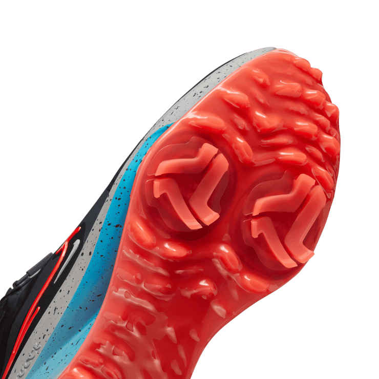 Nike Air Zoom Infinity Tour 2 Shield Weatherized Golf Shoes Angle 4