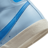 Nike Blazer Mid '77 Vintage Shoes Angle 5