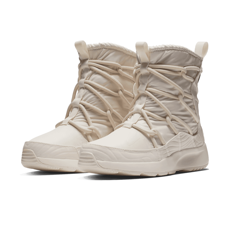 Nike Tanjun High Rise Shoes Angle 2