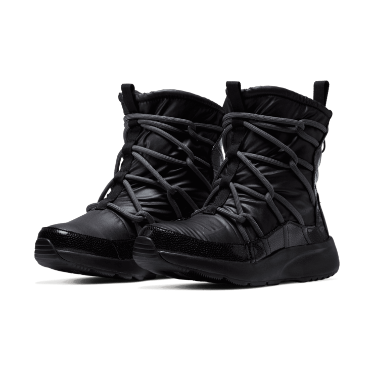 Nike Tanjun High Rise Shoes Angle 2