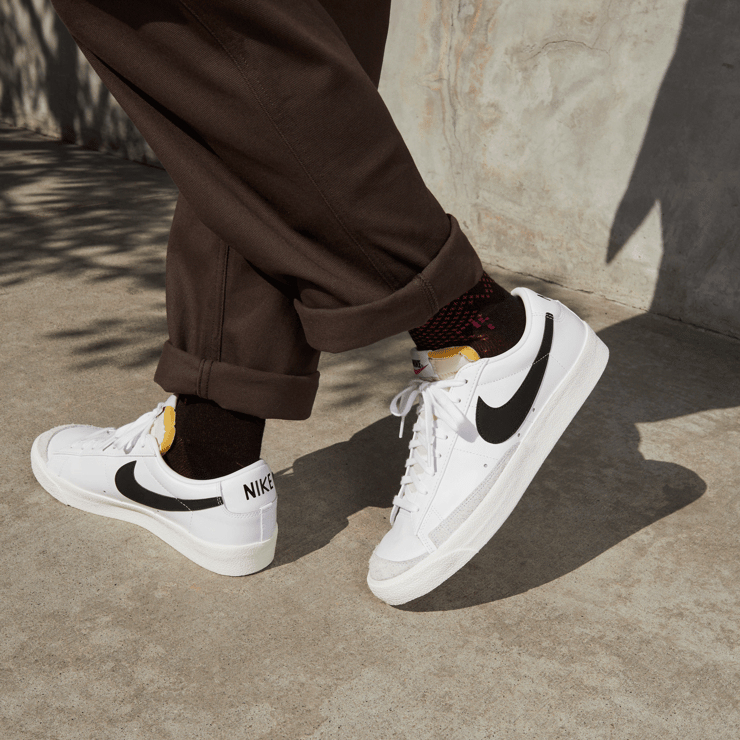 Nike Blazer Low '77 Vintage Shoes Angle 0