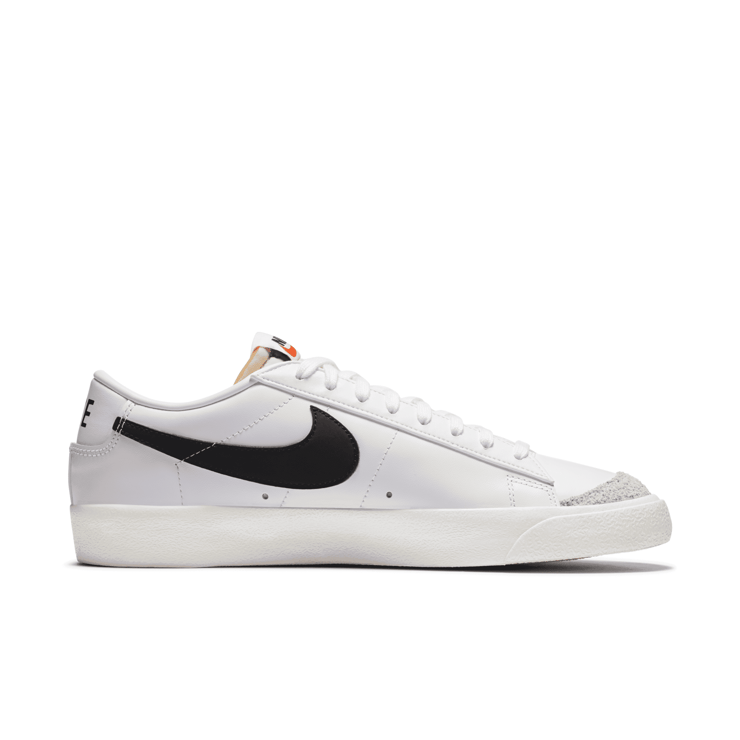 Nike Blazer Low '77 Vintage Shoes Angle 2