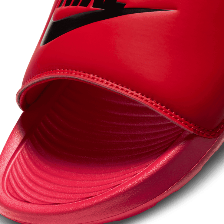 Nike Victori One Slides Angle 3