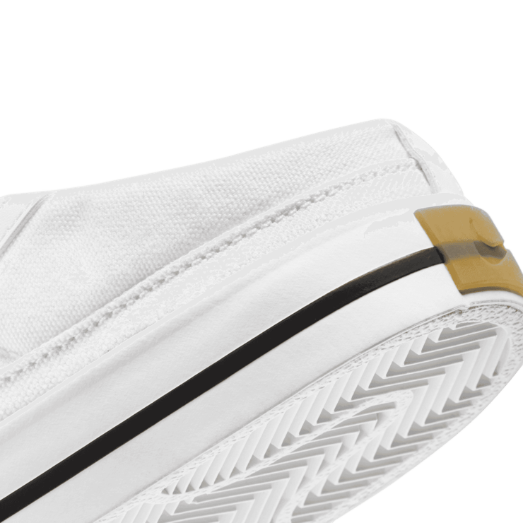 Nike Court Legacy Mules Angle 5