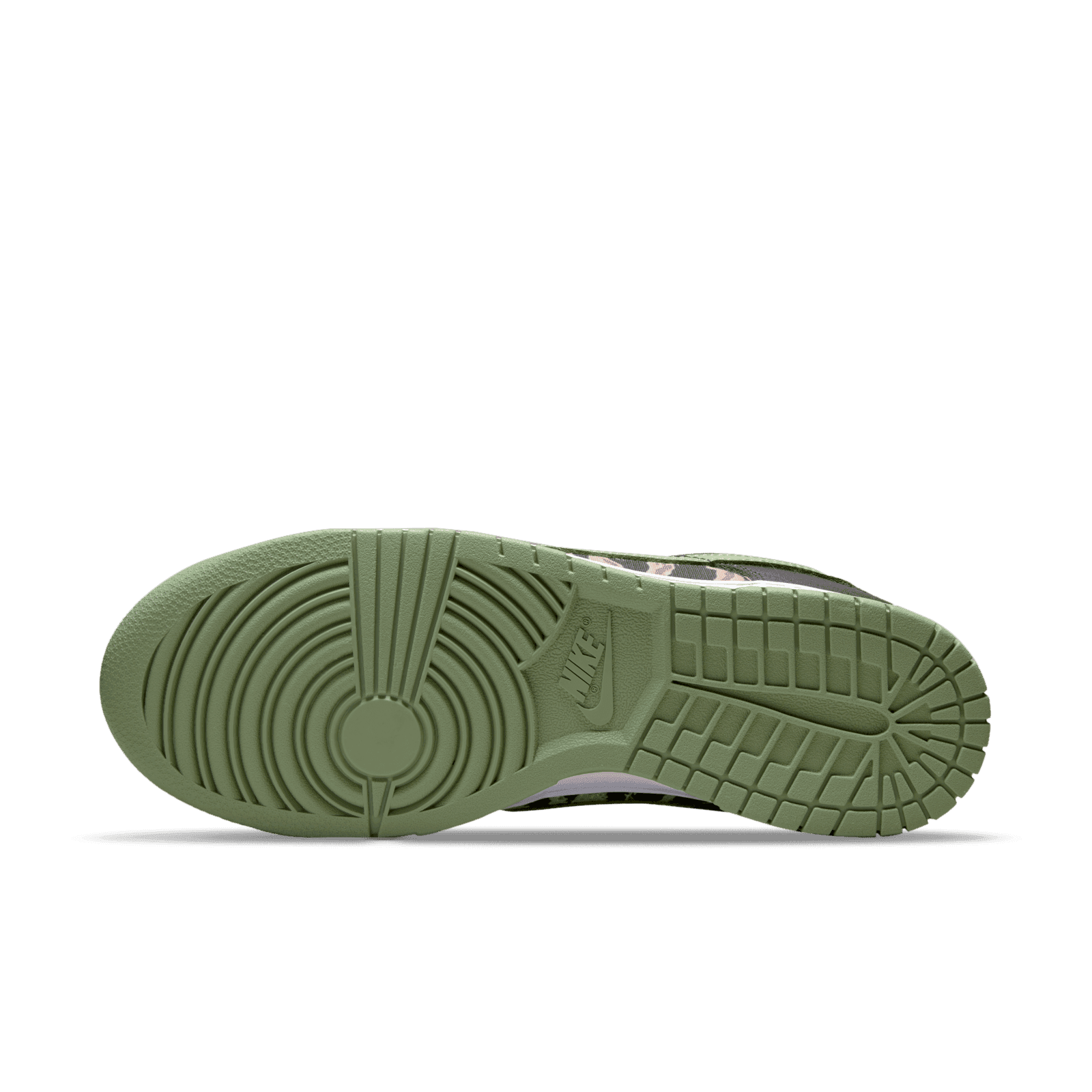 crazy camo dunk outfit