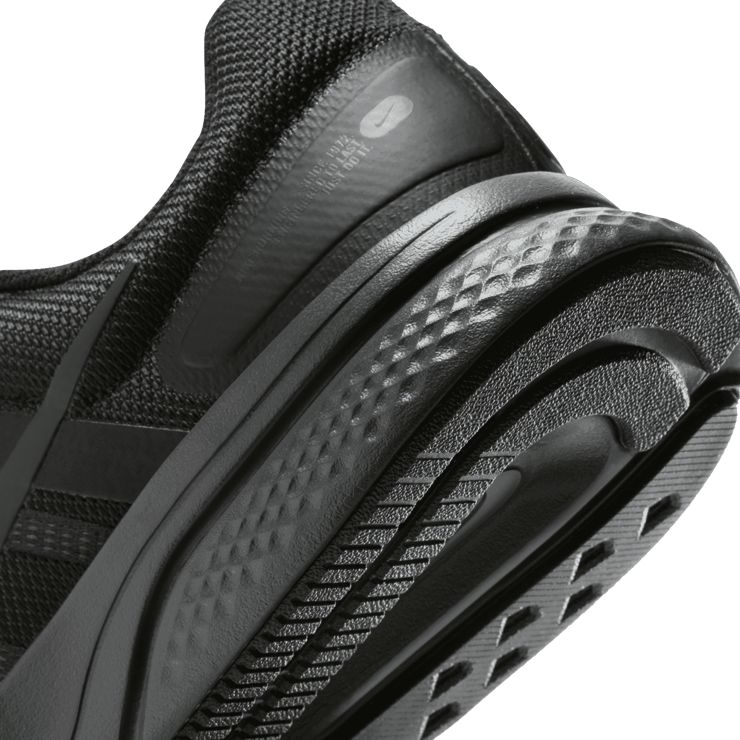 Nike Run Swift 2 Road Running Shoes (Extra Wide) Angle 5