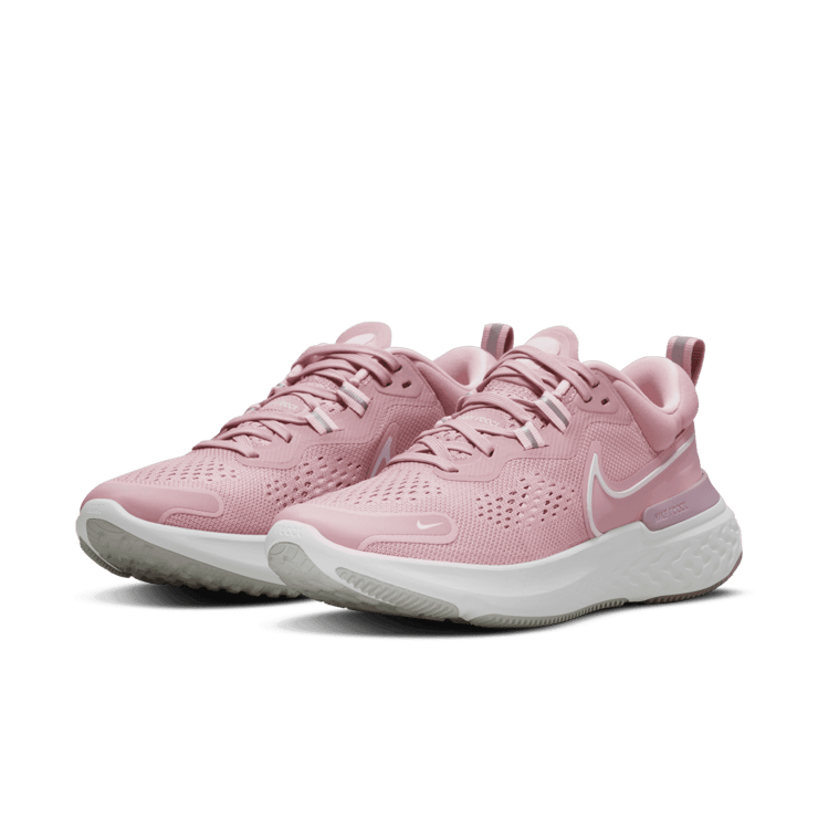 Nike React Miler 2 Road Running Shoes Angle 2