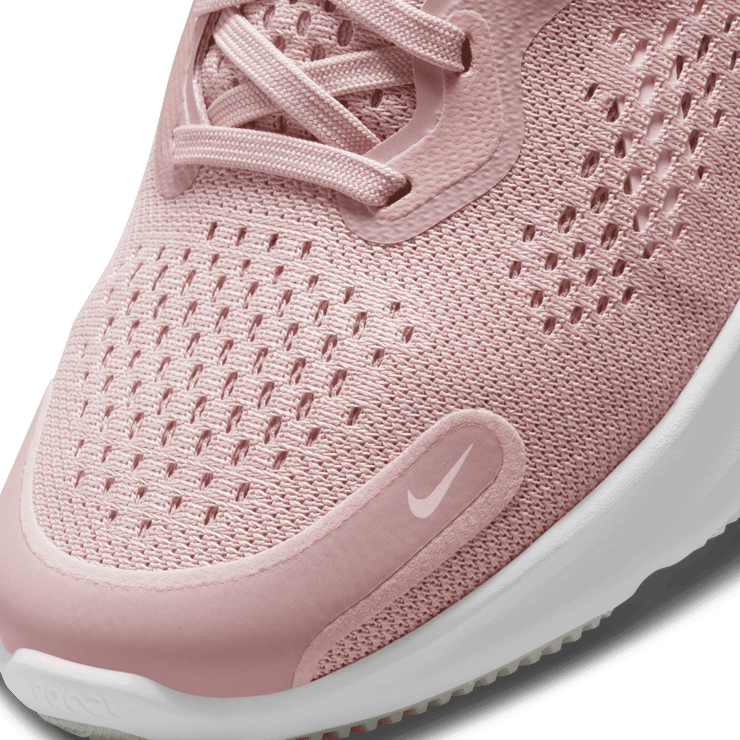 Nike React Miler 2 Road Running Shoes Angle 4