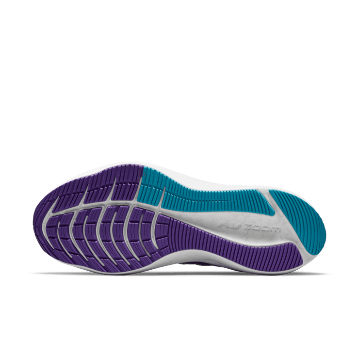 Nike Winflo 8 Road Running Shoes Angle 0