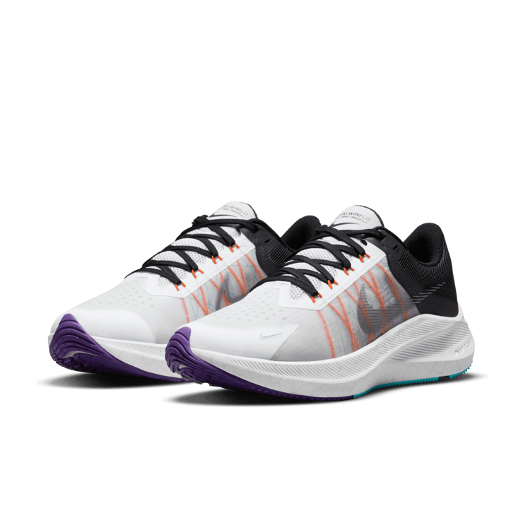 Nike Winflo 8 Road Running Shoes Angle 2