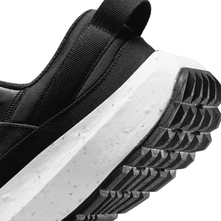 Nike Crater Remixa Shoes Angle 5