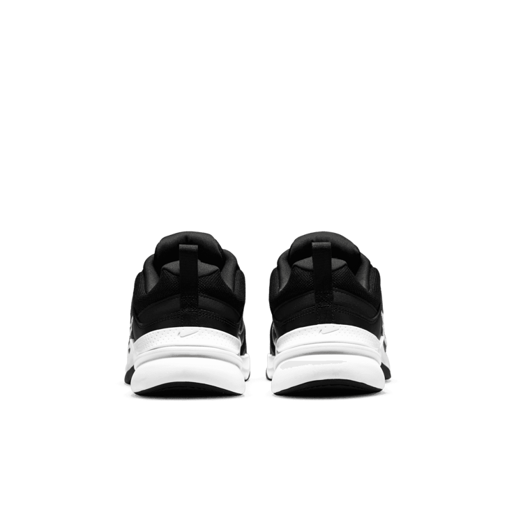 Nike Defy All Day Black Angle 3