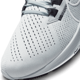 Nike Air Zoom Pegasus 38 (NFL Las Vegas Raiders) Angle 4